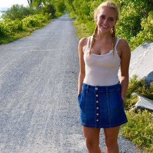 Meet your Posher, Anna